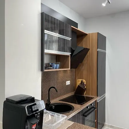 Mediterranea - Luxury With Pool Barbecue Kids-area Apartment