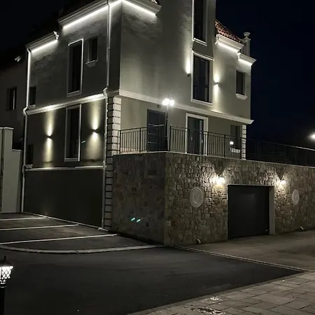 Apartment Mediterranea - Luxury With Pool Barbecue Kids-area