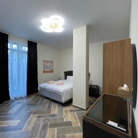 Mediterranea - Luxury With Pool Barbecue Kids-area Apartment Varna